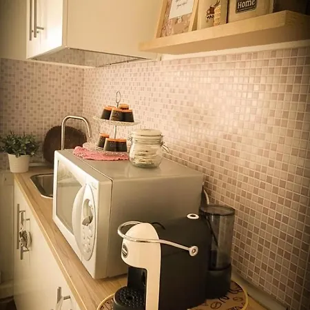 La Casina Di Naty Apartment *